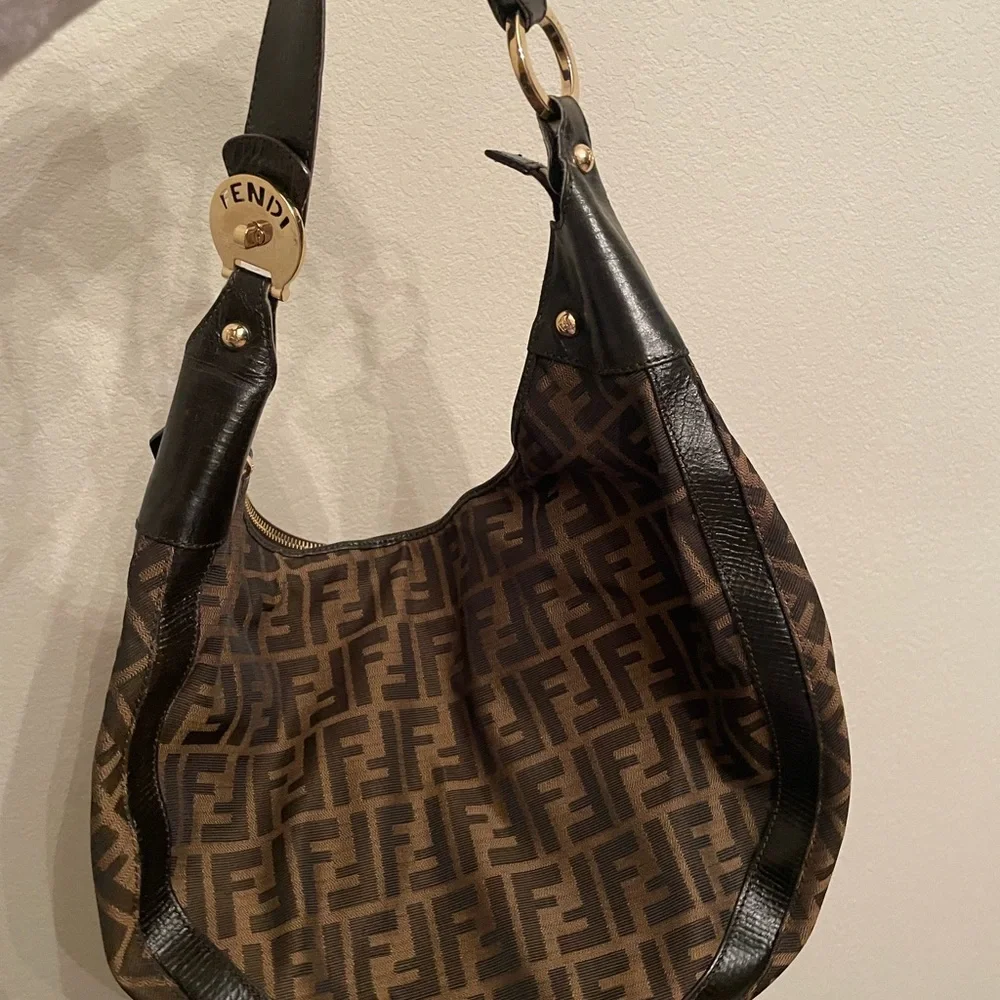 Vintage Fendi Zucca print hobo. - Picture 5 of 10